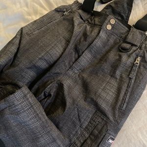 NWOT Boys 32 degrees snow pant overalls